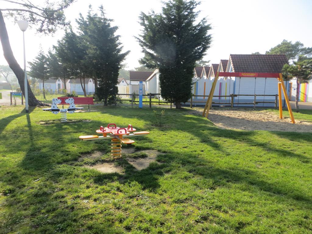 קאיו סור מר Camping Paradis Les Galets De La Molliere מראה חיצוני תמונה
