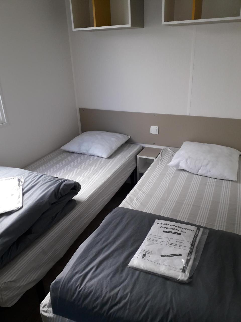 קאיו סור מר Camping Paradis Les Galets De La Molliere מראה חיצוני תמונה